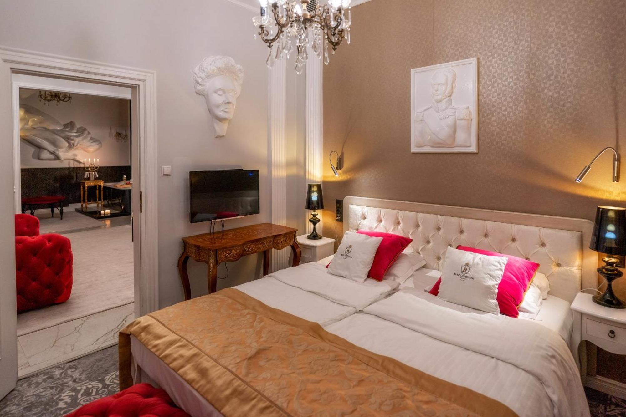 Hotel Palac Alexandrinum Krubki المظهر الخارجي الصورة
