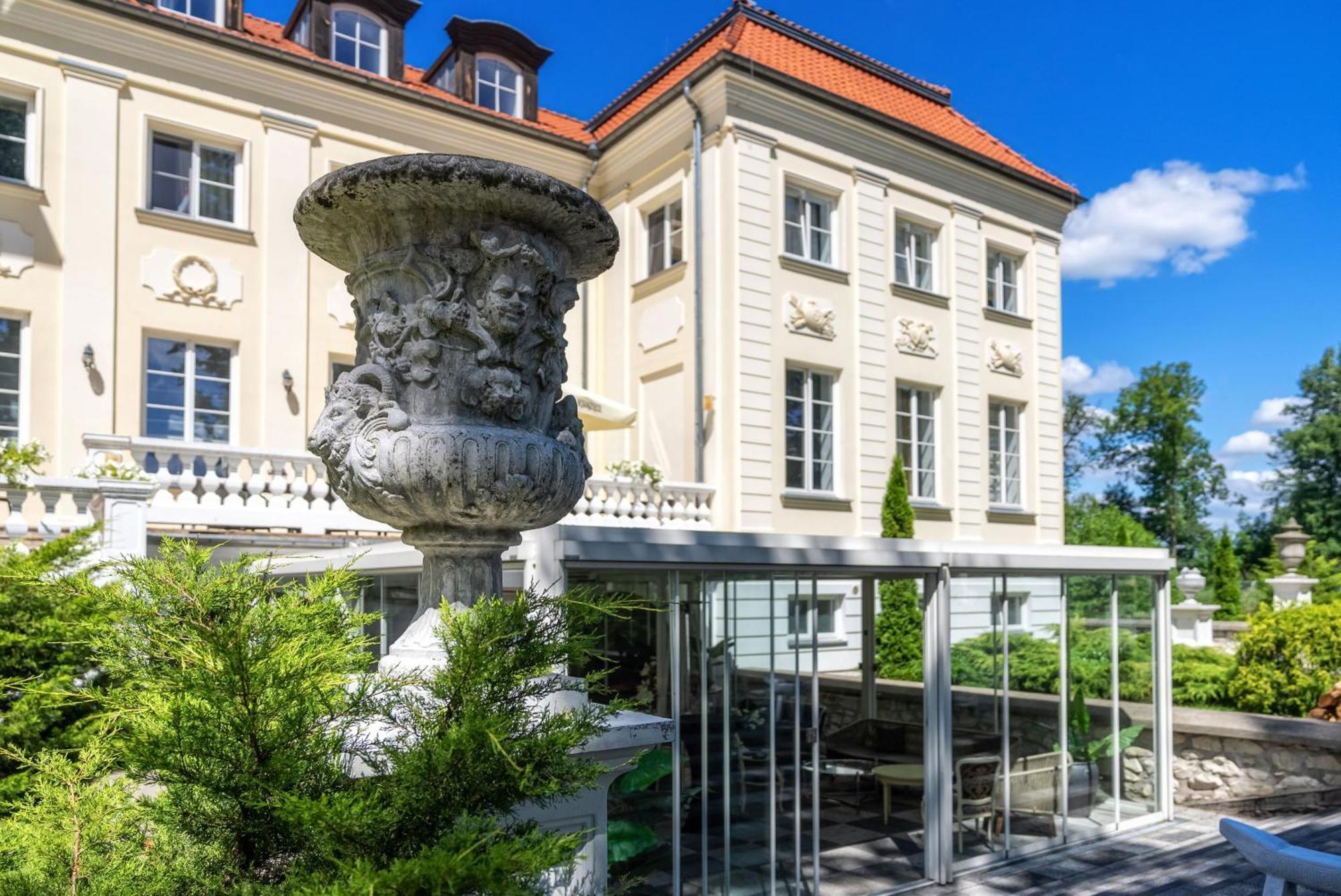 Hotel Palac Alexandrinum Krubki المظهر الخارجي الصورة