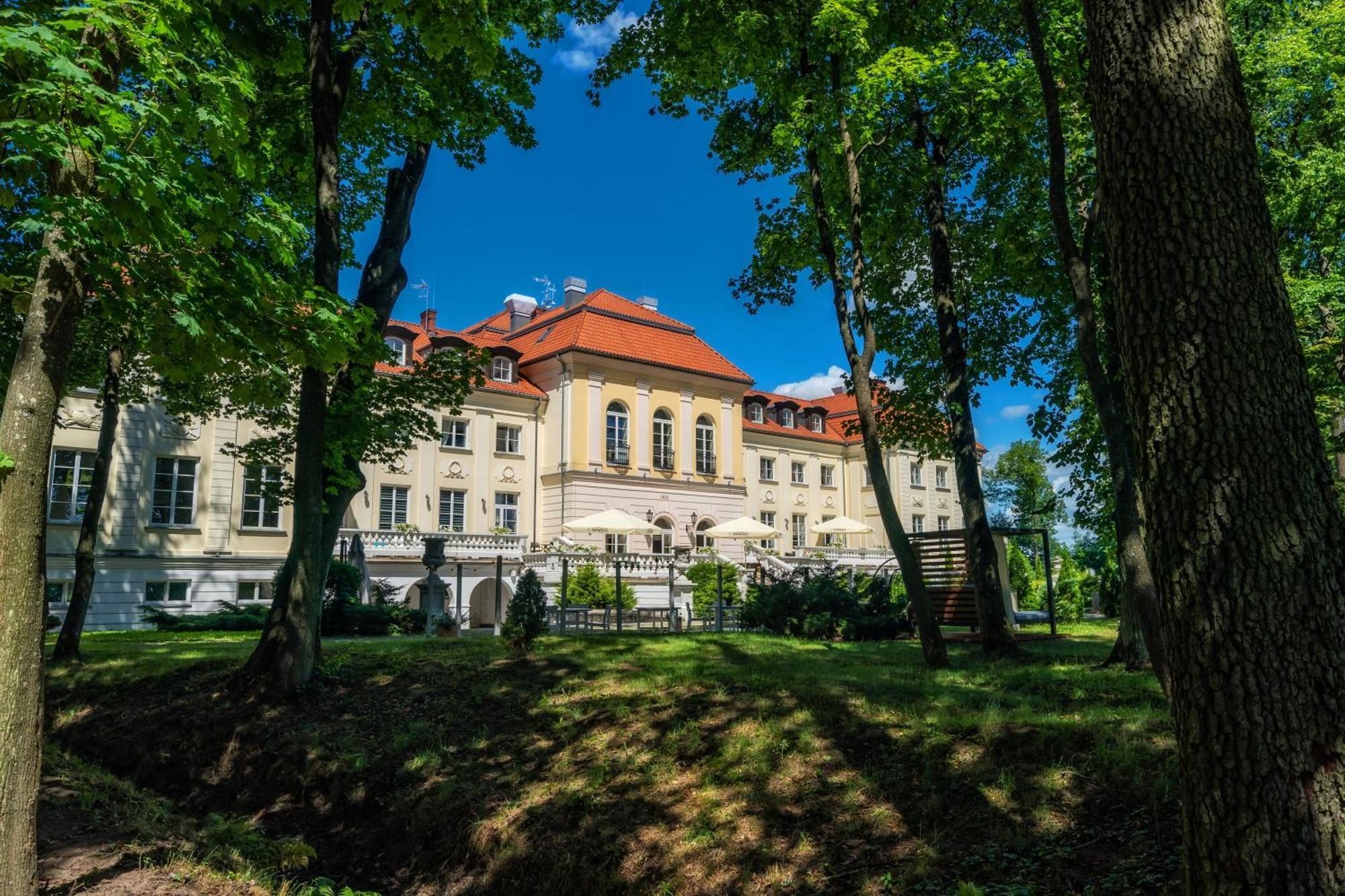 Hotel Palac Alexandrinum Krubki المظهر الخارجي الصورة