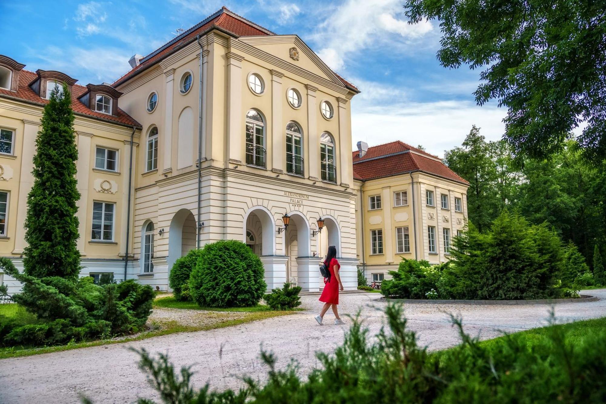 Hotel Palac Alexandrinum Krubki المظهر الخارجي الصورة