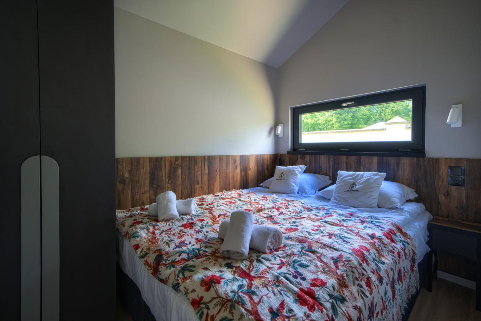 Hotel Palac Alexandrinum Krubki المظهر الخارجي الصورة